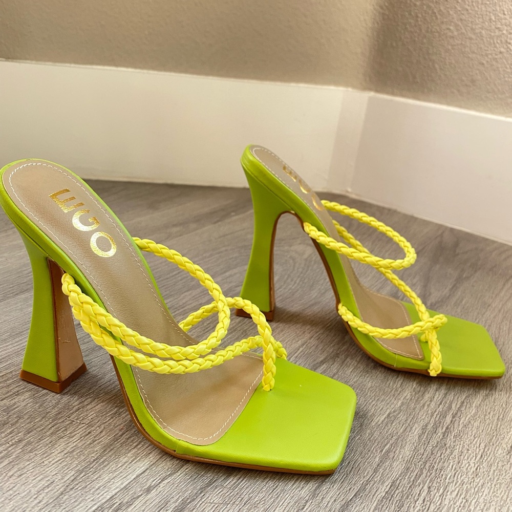 Straps Slide Sandal